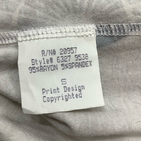 Tori Richard Honolulu Umbrella Print Gathered Waist Maxi Dress - Picture 9 of 10